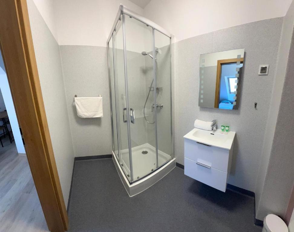 Apartamenty Divemed イェレニャ・グーラ エクステリア 写真
